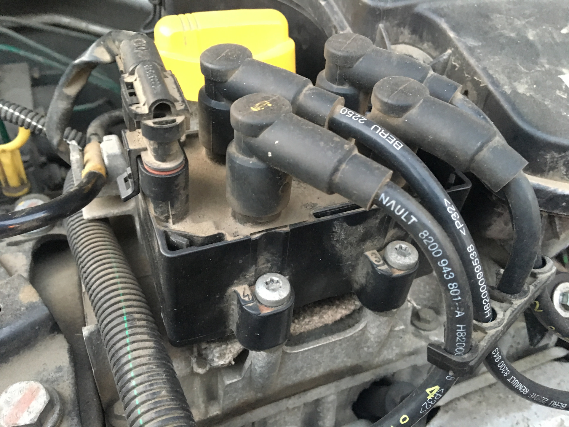 Купить 224333529R RENAULT катушка зажигания R 1.4-2.0 16V ELDOR