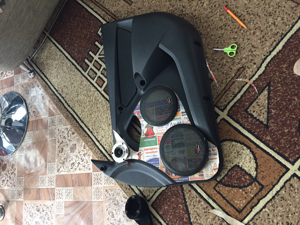 Громкий фронт — Lada Гранта, 1,6 л, 2012 года | автозвук | DRIVE2