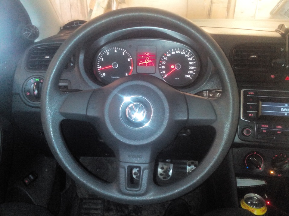 Эволюция моего руля — Volkswagen Polo Sedan, 1,6 л, 2011 года ...