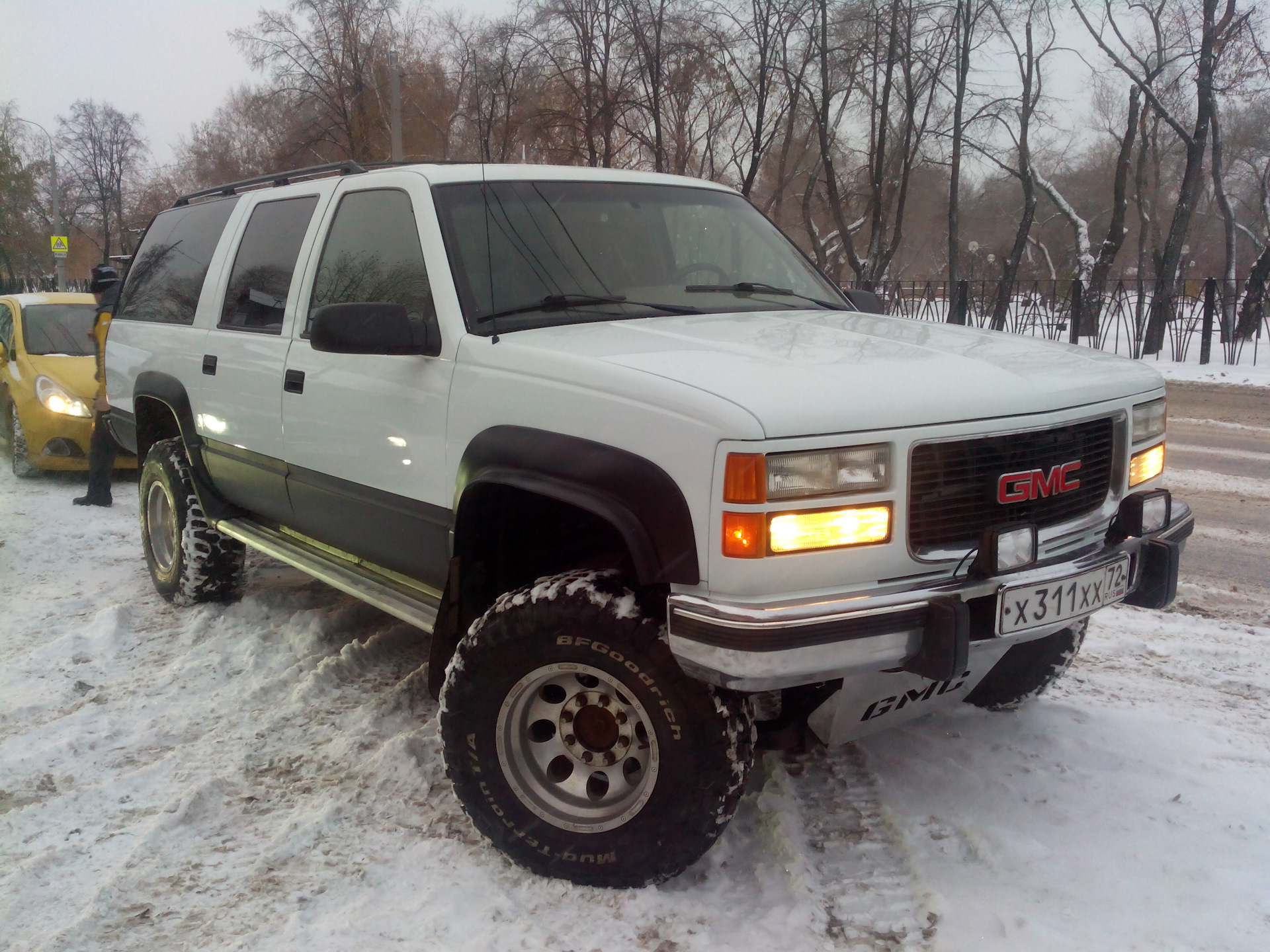 Chevrolet Suburban 9g