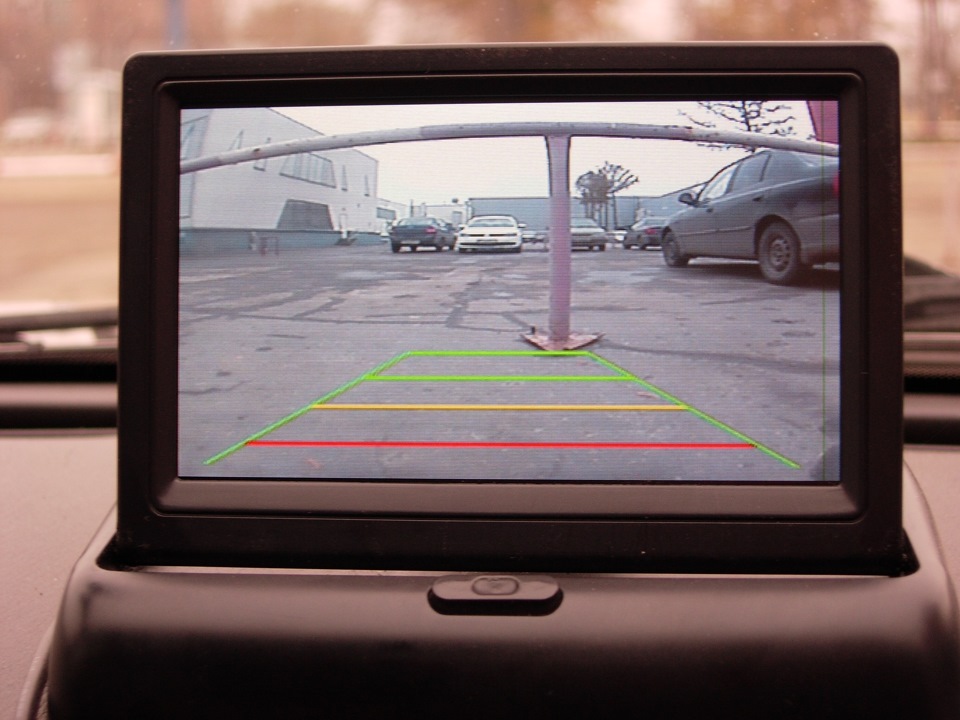 Задняя камера днем, сухой асфальт — Nissan Cefiro (A32)