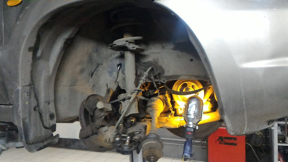 Поломка генератора — Mazda Tribute, 3 л, 2003 года | визит на сервис ...