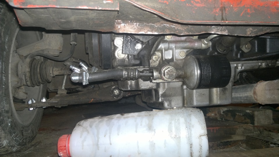 как починить?давит масло из под шлангов на маслорадиатор — Сообщество ...