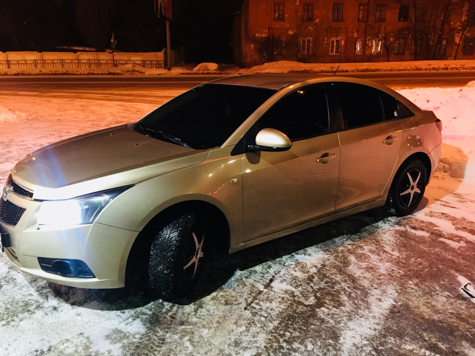 Chevrolet Cruze бункер