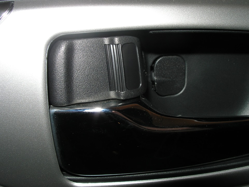 Наклейки на ручки дверей — Mitsubishi Pajero Sport (2G), 2,5 л, 2013 ...