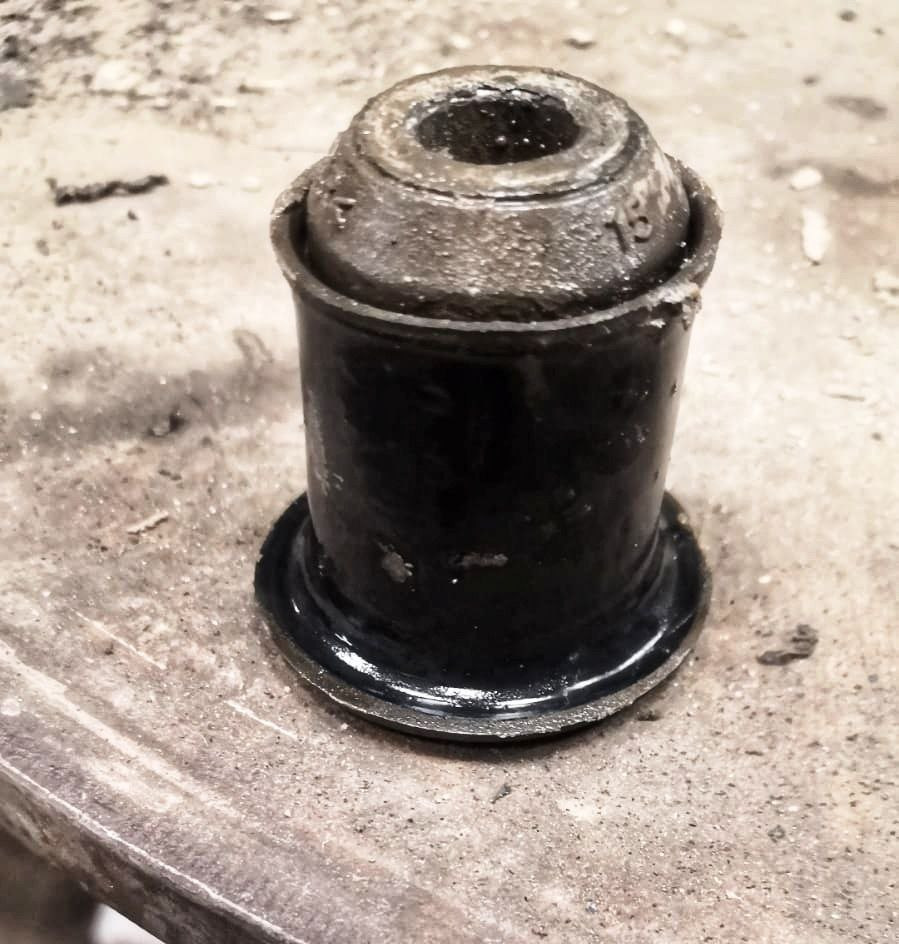 123. ( Замена Сайлентблоков + Ступичного Подшипника 386.602 км ...