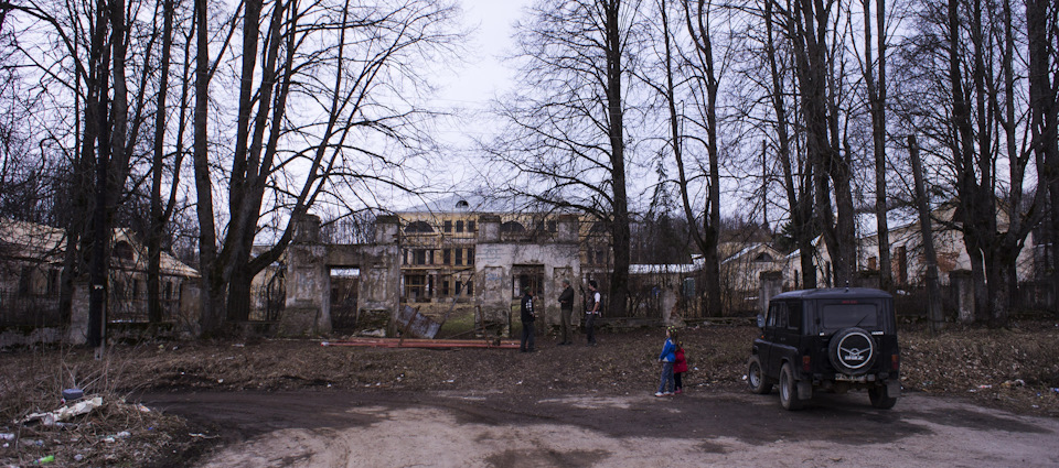 Усадьба Дубровка. — УАЗ 315195 Hunter