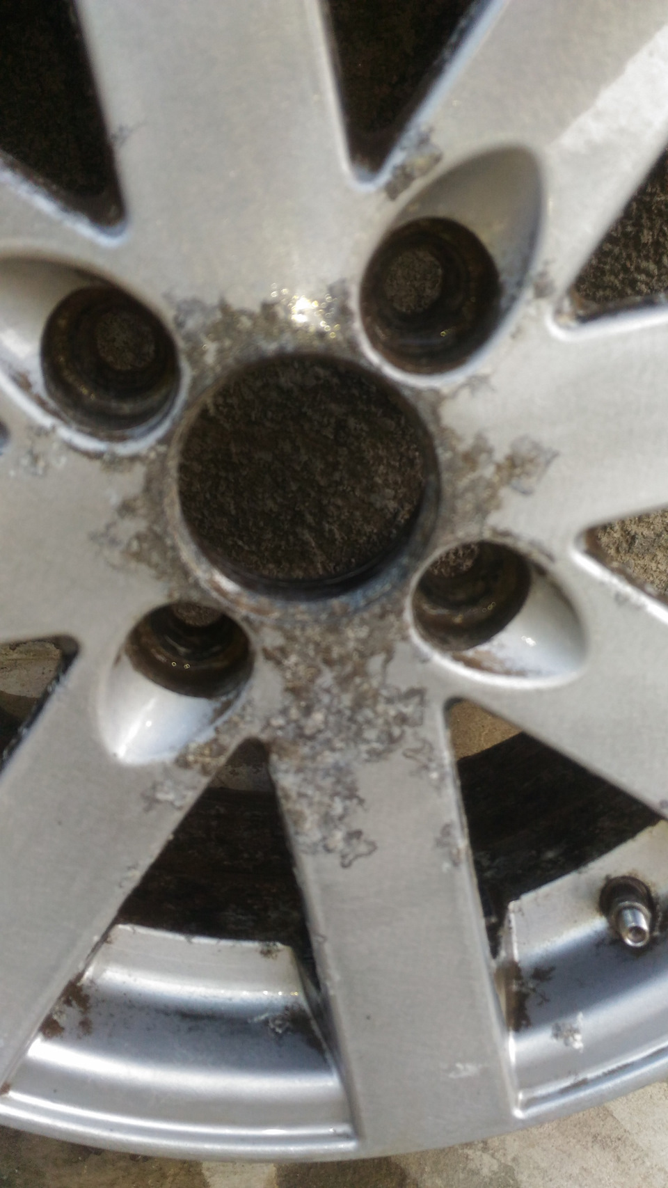 Жутчайшая коррозия. — Volkswagen Polo Sedan