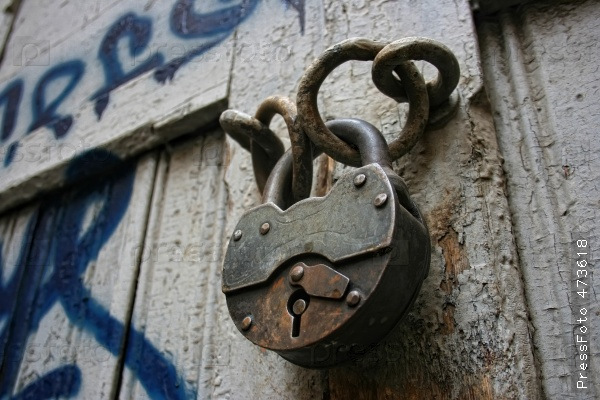 93573aes 960 Как открыть дверь митсубиси л200