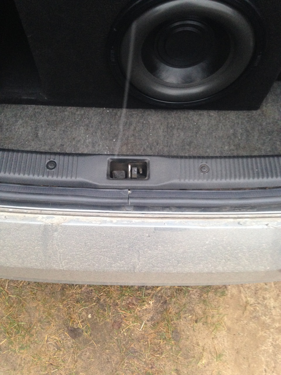 Новый уплотнитель багажника — Nissan Almera II (N16), 1,5 л, 2005 года ...