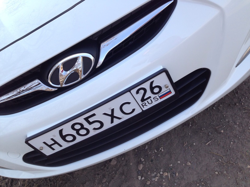 Как снять номера на солярисе Смена рамок номера и долой шильдики =) - Hyundai Solaris, 1,6 л, 2013 года аксес