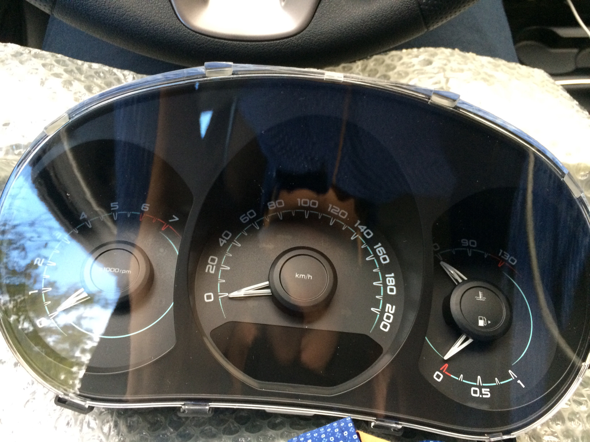 Купить Стекло Для Комбинации Приборов Лада Веста