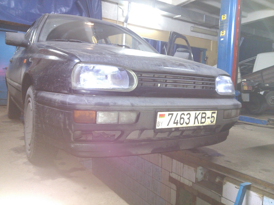 Решетка без значка и губа GTI — Volkswagen Golf Mk3, 1,4 л, 1993 года ...