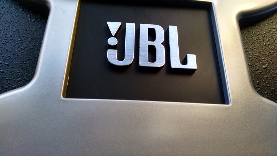 JBL Bass Pro II — Renault Laguna III, 1,5 л, 2010 года | автозвук | DRIVE2