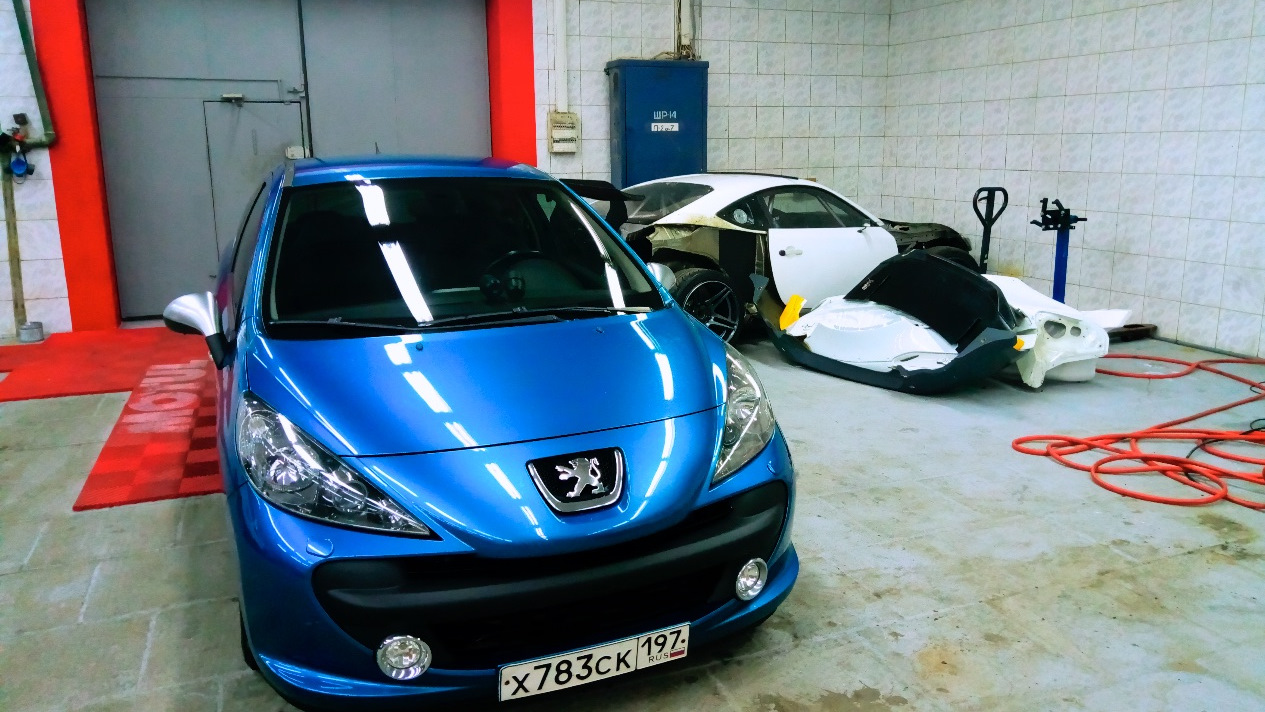 Eleceed 278. Peugeot 207 RC I. Пежо 207 RC.