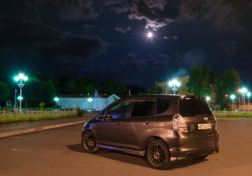 Ночной лайтовый фотосет на СК Абакан — Honda Fit (1G), 1,5 л, 2005 года ...