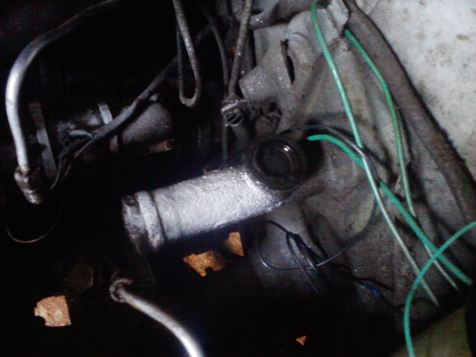 Замена главного тормозного цилиндра — ИЖ Москвич 412, 1,5 л, 1973 года ...