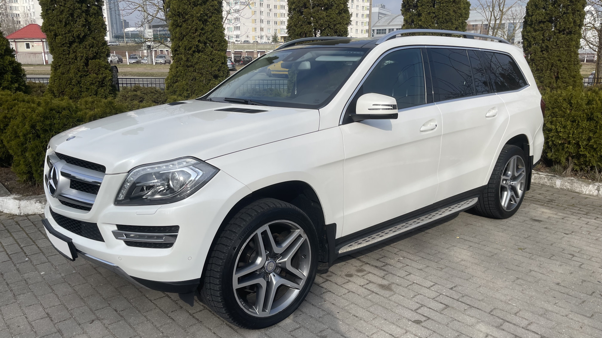 Mercedes-Benz GL-class (X166) 3.0 бензиновый 2014 | 400 (4 matic) на DRIVE2