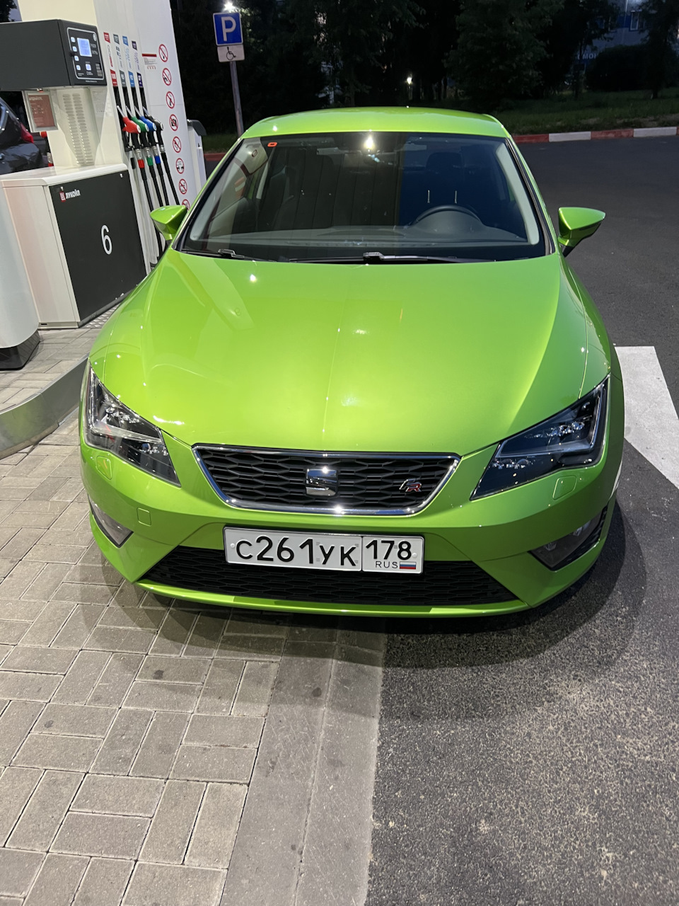 28. В продаже — SEAT Leon FR (Mk3), 1,8 л, 2014 года | продажа машины |  DRIVE2