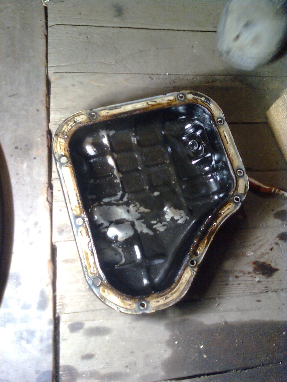 мы снова в строю или кривой поддон — Nissan Avenir (2G), 2 л, 1999 года ...