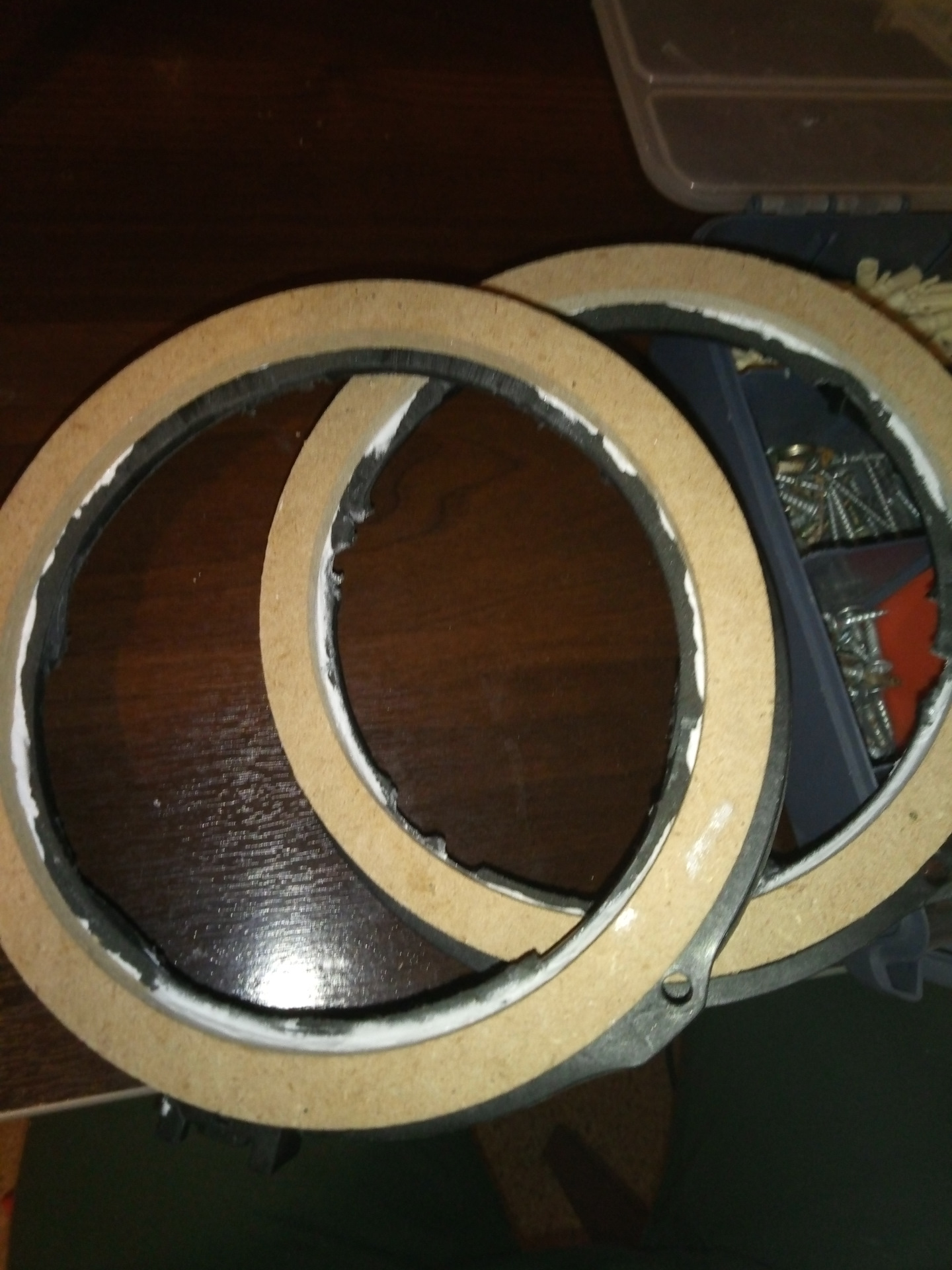 Установка активного сабвуфера Kicx 301BXA (часть 2). — Ford Focus II ...