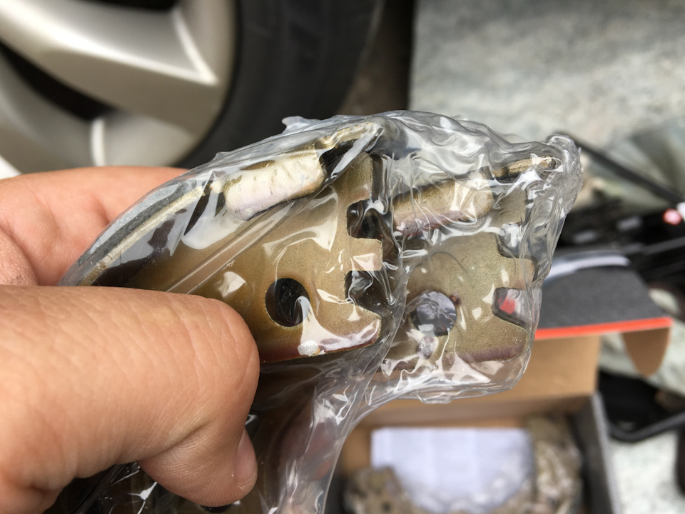 с усиками! приваривать ничего не надо! — KIA Sorento (2G)