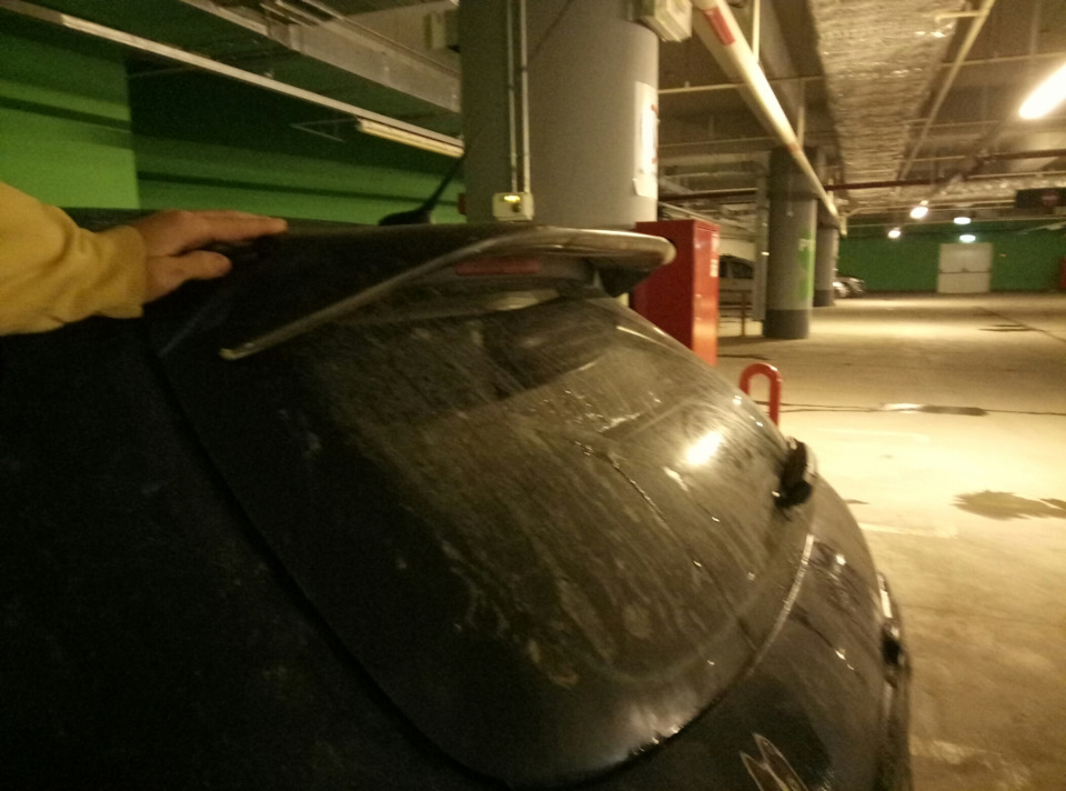 Вопроса пост. Как закрепить не штатный спойлер? — Peugeot 206, 1,6 л ...