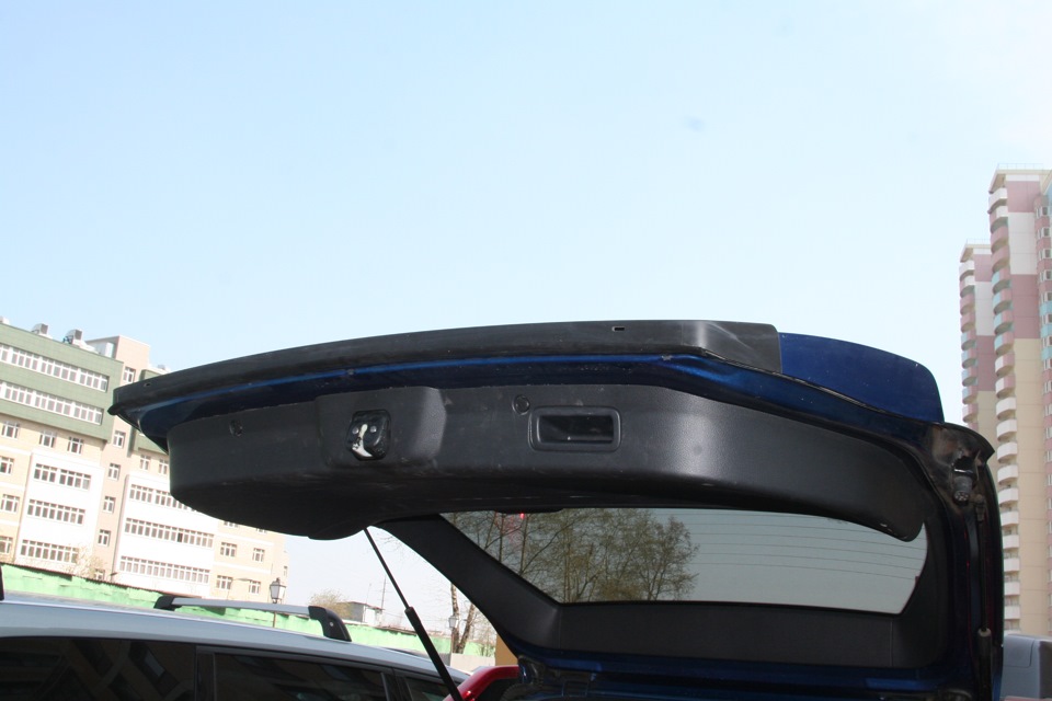 Резинка на дверь багажника — Nissan X-Trail II (t31), 2 л, 2012 года ...