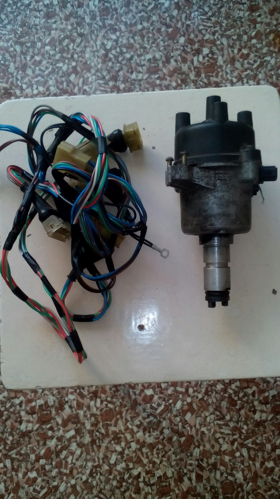 Породам двухконтурное зажигание. — Москвич 2141, 1990 года ...