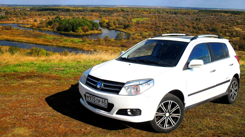 Geely mk cross 2013 отзывы владельцев недостатки