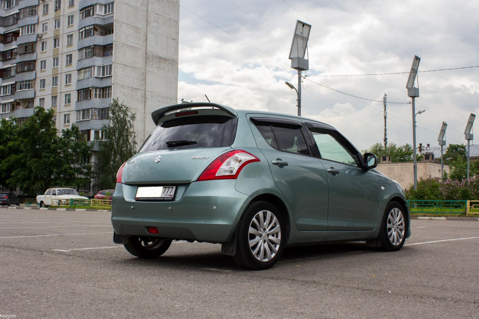 Сузуки свифт 4. Suzuki Swift 4g 4x4. Suzuki Swift 4wd Turbo. Suzuki Green 1. Установочный комплект Lux swift04 на крышу для Suzuki Swift III хэтчбек 5 дв..