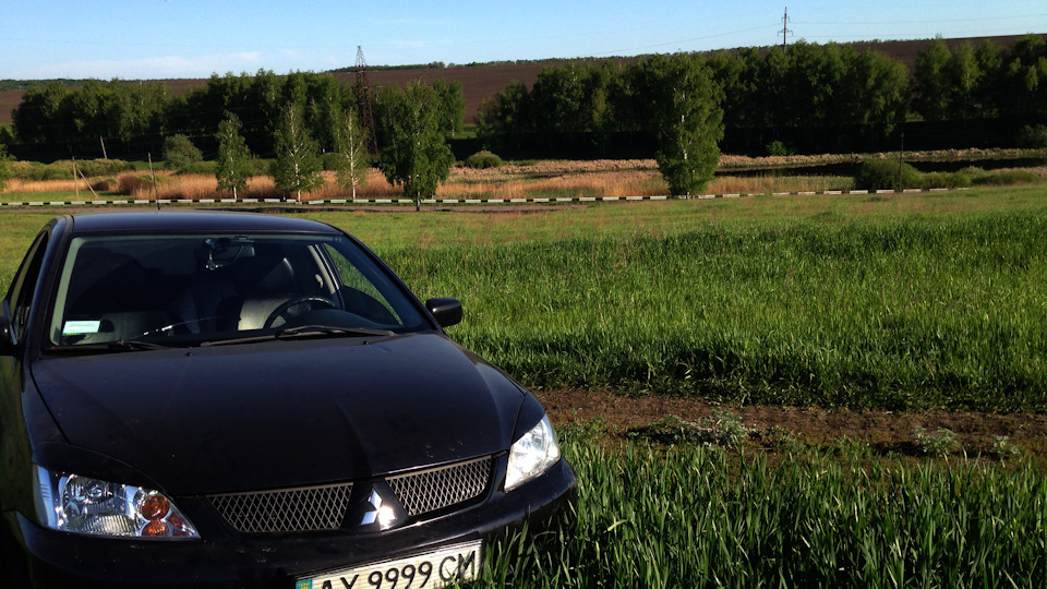 Лансер свет. Lancer 9 1.6 черный