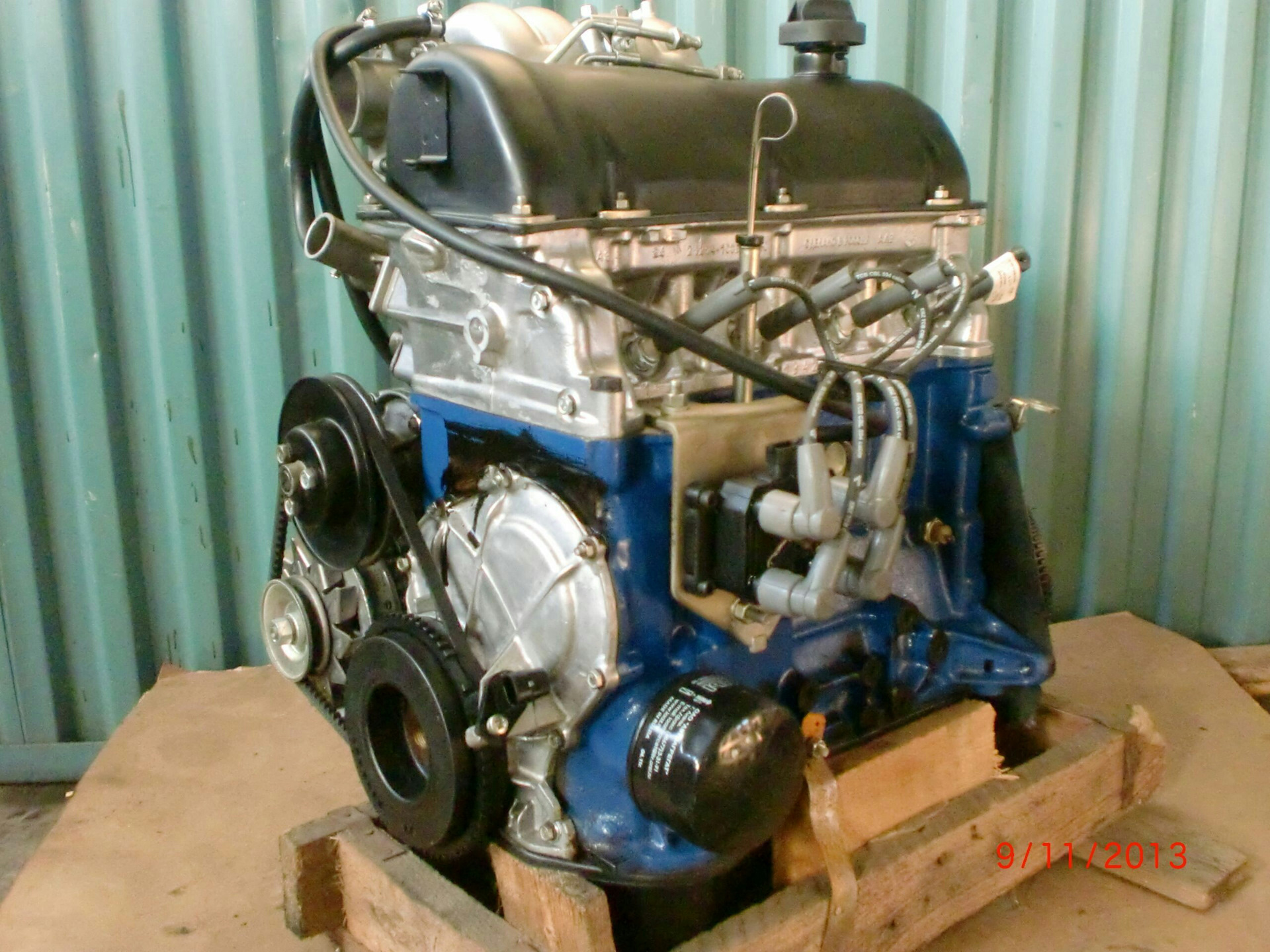 Новый двигатели ваз в тольятти. Двигатель ВАЗ 21067. ДВС ВАЗ 2103. Мотор ВАЗ 2103. Двигатель ВАЗ 2103 инжектор.