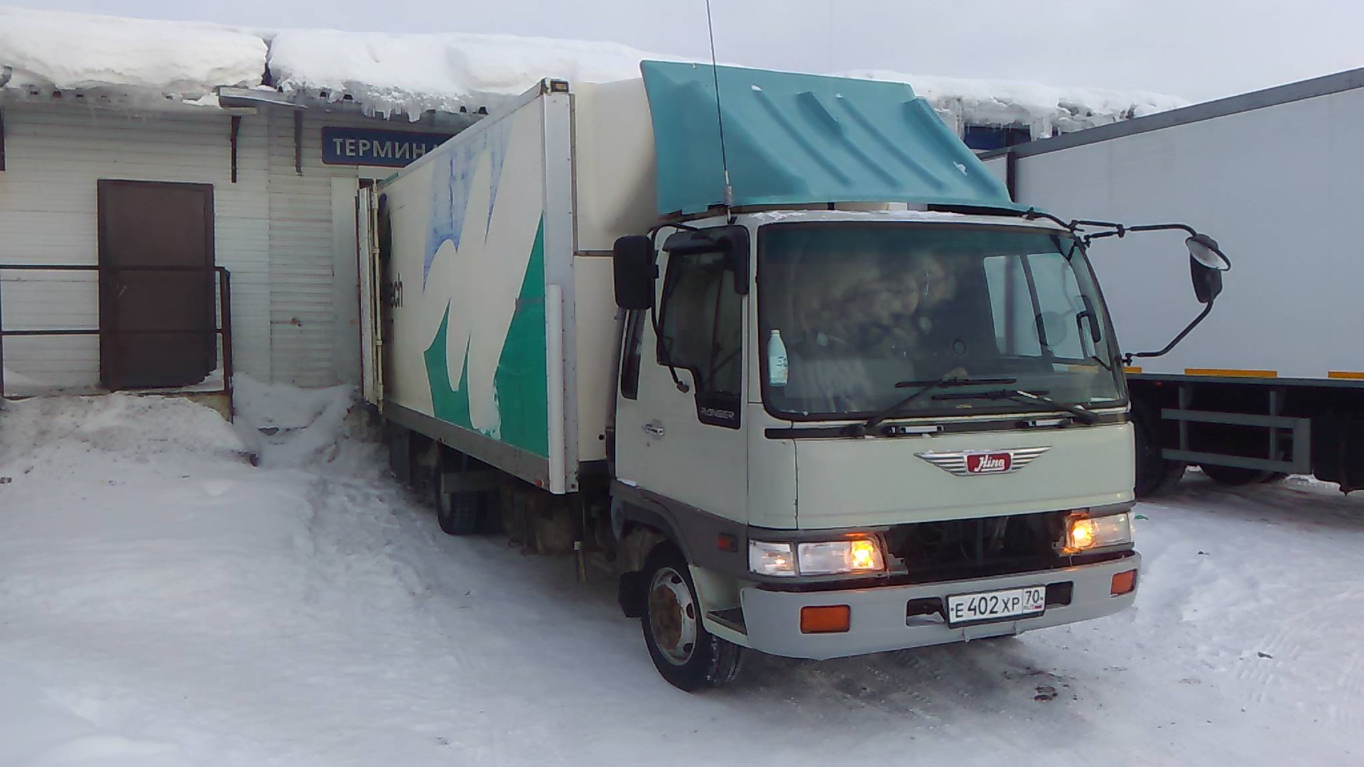 Аппаратура на хино рейнджер h07d. Hino h07d двигатель. Форсунки на хино h07d. Двигатель hino h07d компрессор. Хино рейнджер h07d.