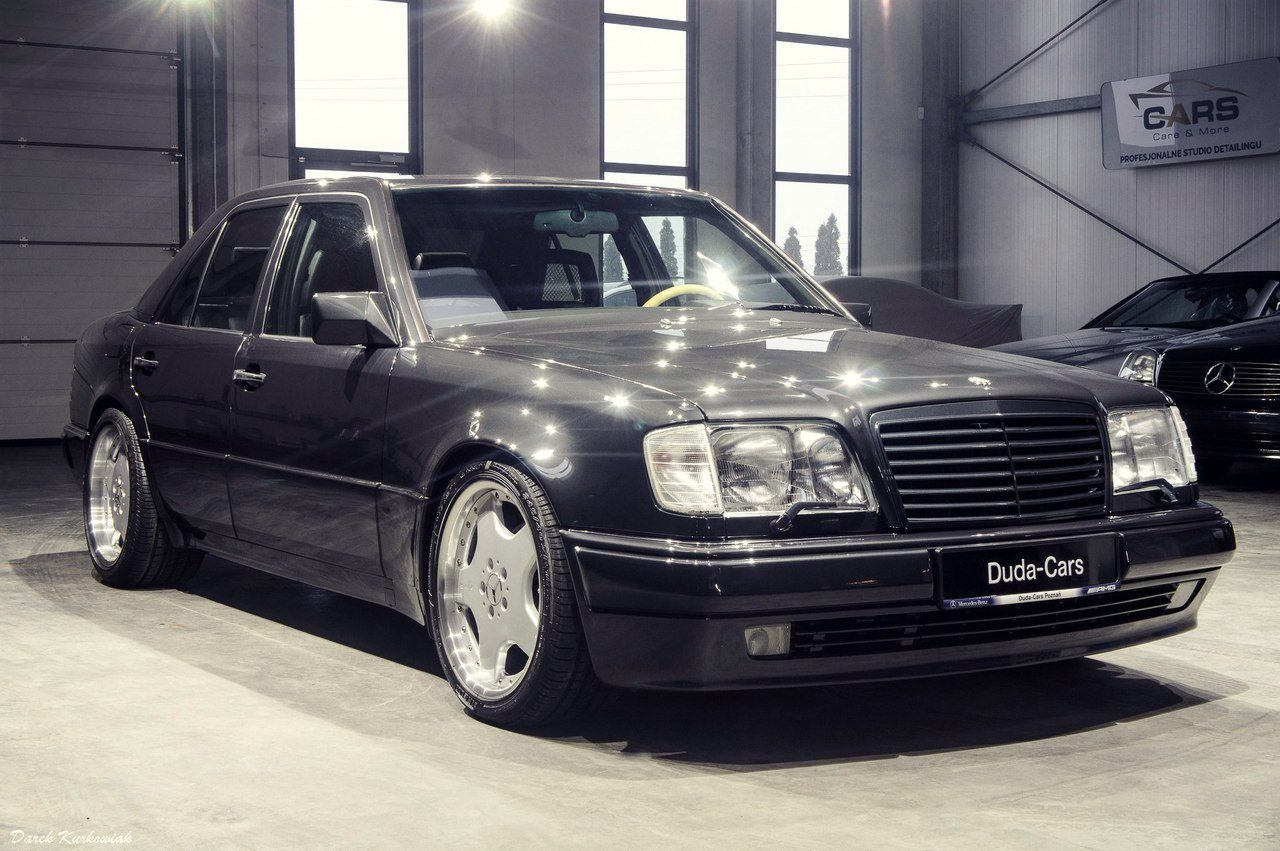 Mercedes Benz e60 AMG Limited w124