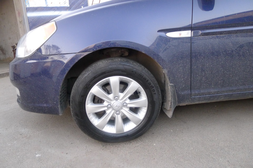 Диски 2 — Hyundai Accent (3G), 1,4 л, 2008 года | колёсные диски | DRIVE2