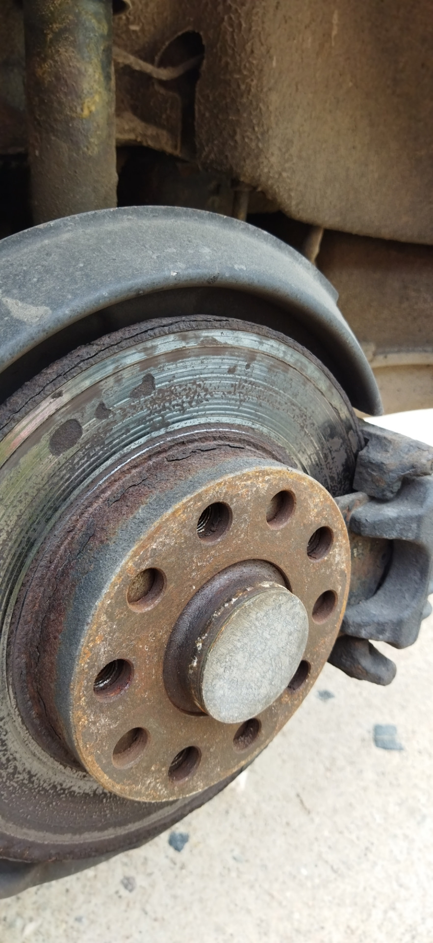 Передние 312 тормоза и замена задних — Audi A4 (B7), 1,9 л, 2006 года ...