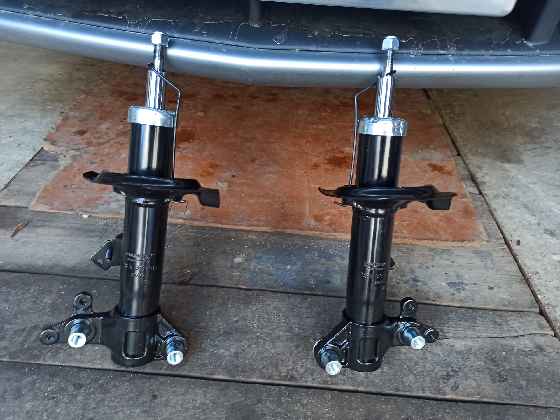 поставил новые амортизаторы. поставил новые амортизаторы. амортизатор mmc l200 передний. Rancho rs999934. поставил новые амортизаторы.