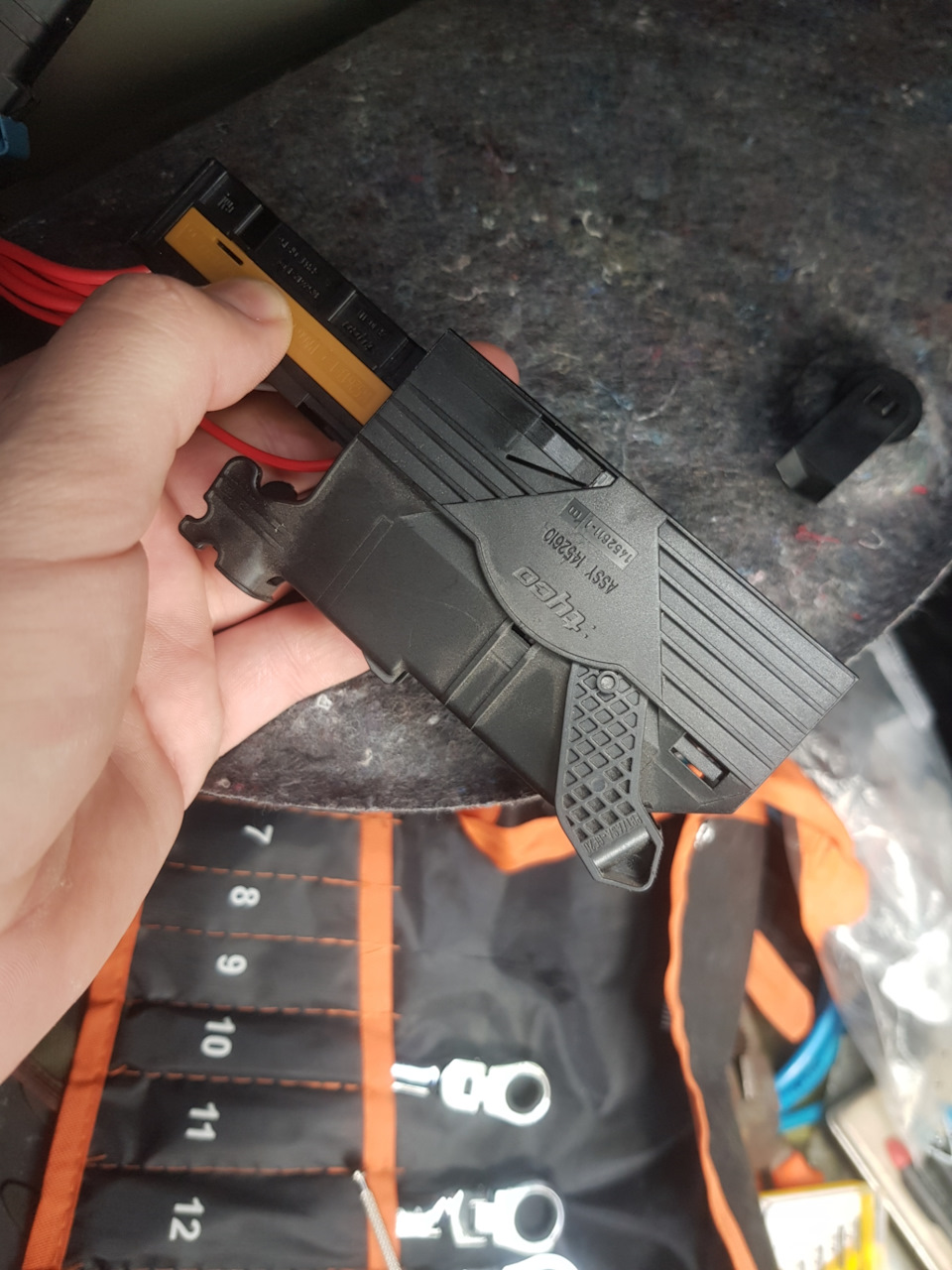 Сам разъём — Opel Astra H