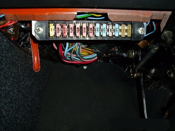  предохранители — Lada 2101, 1,7 л, 1977 года | электроника | DRIVE2