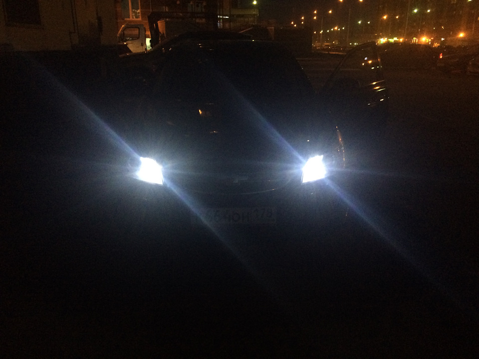 Передние габаритные огни — Chevrolet Epica, 2 л, 2011 года ...