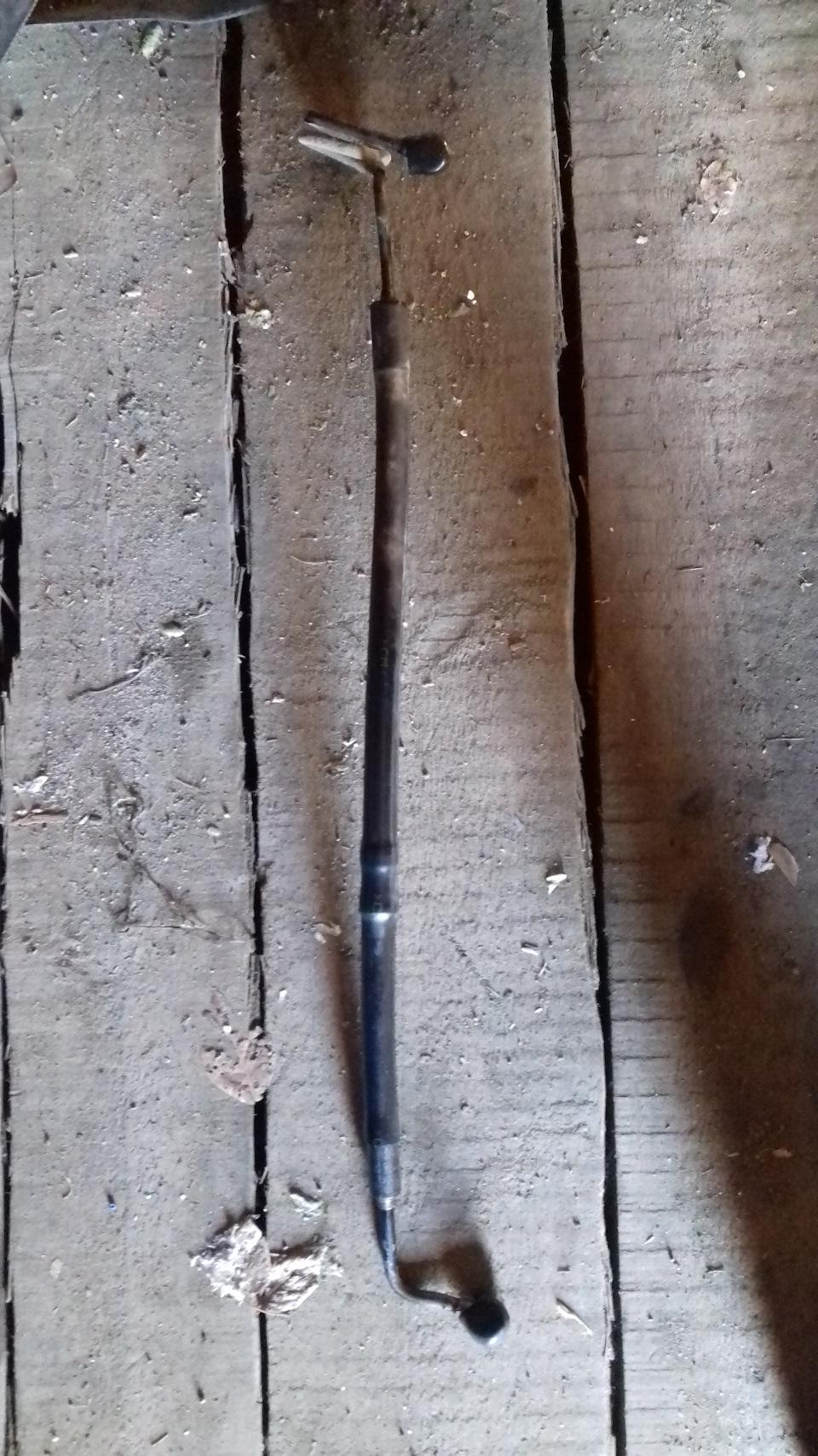 Замена шланга высокого давления гур — Audi A4 (B6), 1,8 л, 2003 года ...