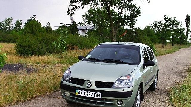 Renault symbol 2002. Рено Симбол фисташковая.