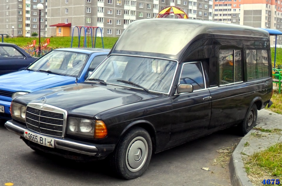 Мерседес w123 катафалк