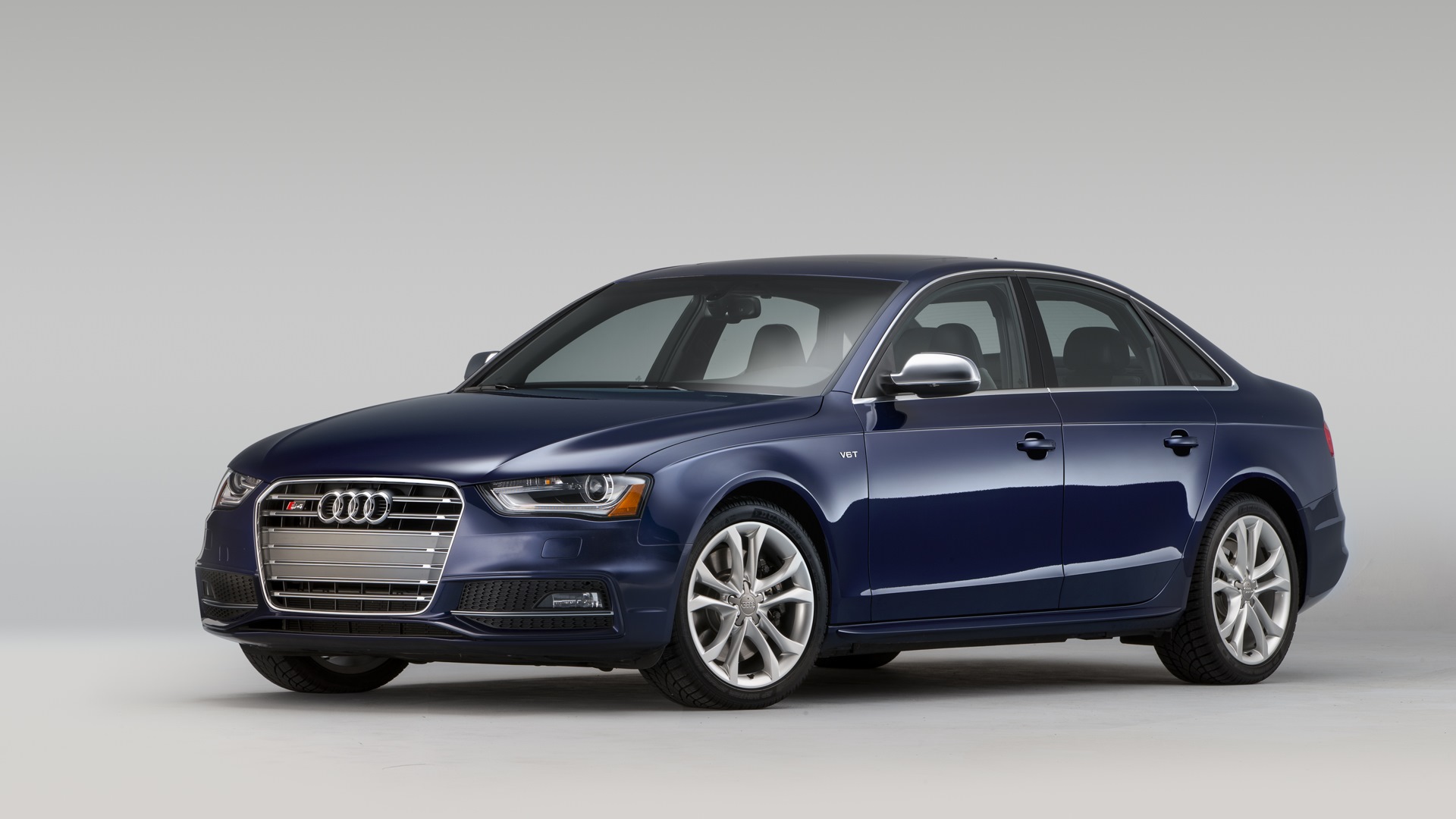 Автомобиль 4. Audi a4. S4 машина. Риви а4.