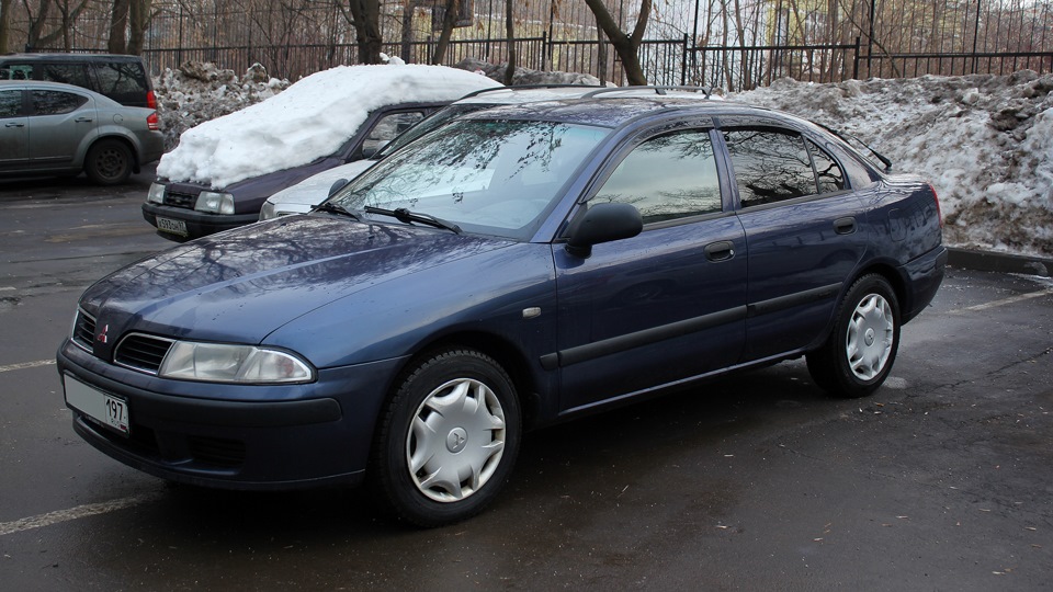 Mitsubishi Carisma Верная подруга