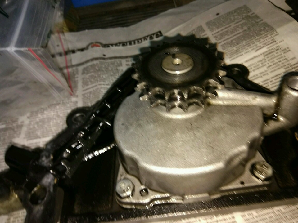 Педаль тормоза встала колом, гул под капотом, масло из вакуумного ...