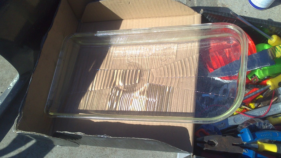 Конденсат в фаре — Volkswagen Passat B3, 1,8 л, 1990 года | своими ...