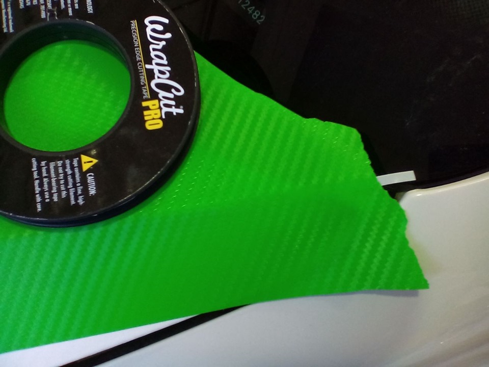 Обтяжка авто в 2 Цвета, Карбоновой пленкой у ребят в сервисе с драйв 2 ...