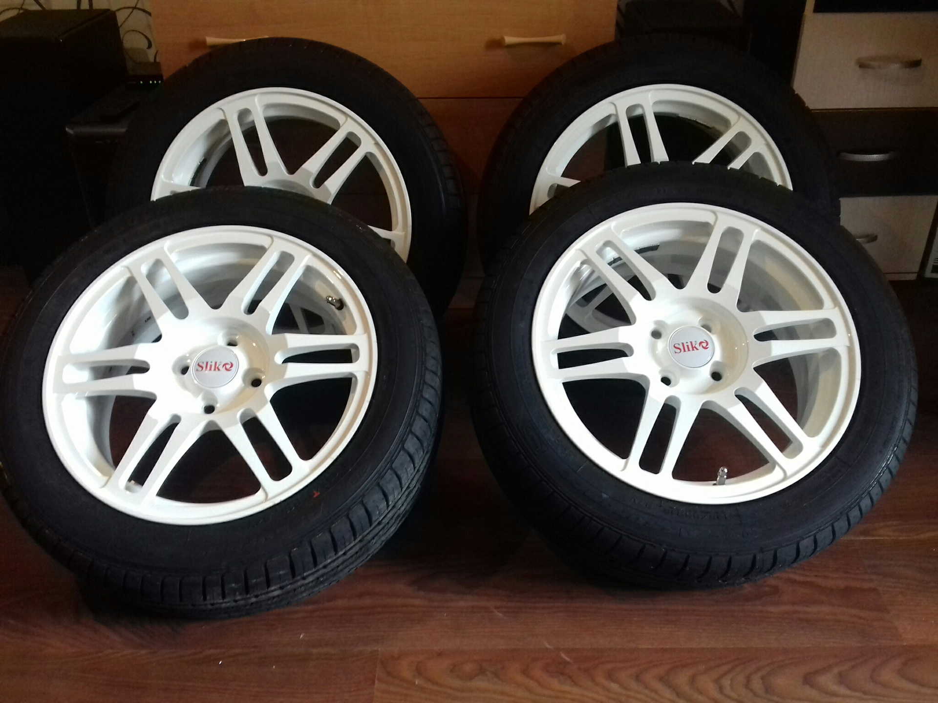 Диски шина 16. Диски slik r16 4x100. Slik l195 r16. Слик 4 100 r16. Диски slik r16 5x100.